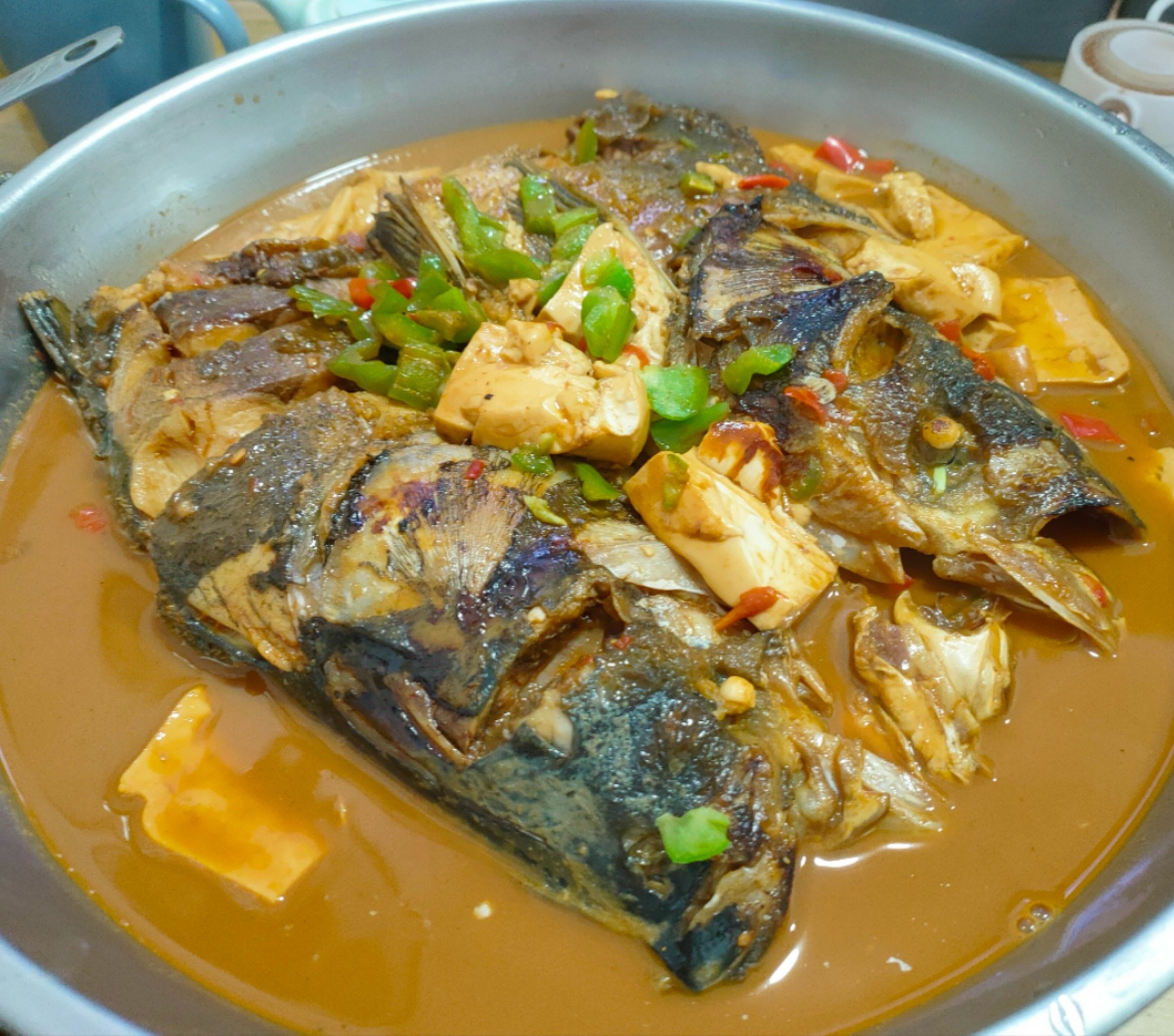 炒青菜 #红烧鱼头 #鱼头豆腐 #餐厅打卡 超级美味,冬天吃完全身都