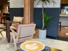 热拿铁-MEEBO KAFEE米咖焙坊(虹桥路店)