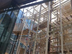 -PIPIKINGDOM皮皮王国欢乐号(欢乐海岸购物中心店)