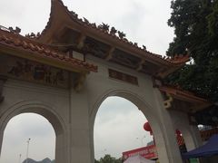 -伊岭岩风景区