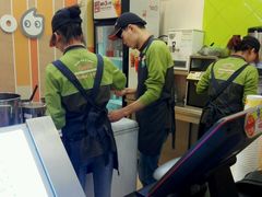 -CoCo都可(湖滨银泰店B区店)