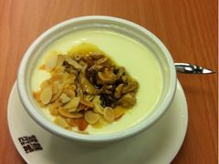 琥珀果仁双皮奶-满记甜品(王府井北京市百货大楼店)