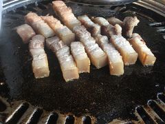 -唯成•韩国炭火烤肉 유성고기