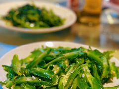 -三亚火车头万人海鲜广场