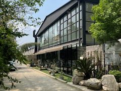 -桉树林A coffee 森林餐厅(三圣乡店)