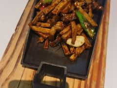 -孙家外婆•长春地标美食新名片(吾悦广场店)