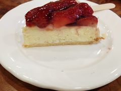 草莓纽约芝士蛋糕-大连铂尔曼酒店-铂尔曼美食廊 Pullman Deli