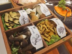 -椰子湾·海南火锅·糟粕醋·椰子鸡(正大广场店)