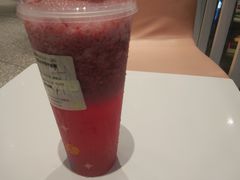 -奈雪的茶(湖滨银泰in77C区PRO店)
