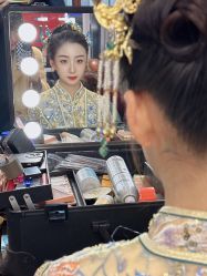 -欣薇婚纱(新源乐汇城店)