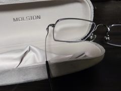 -瑞司视光眼镜·蔡司战略合作眼镜店(新街口店)