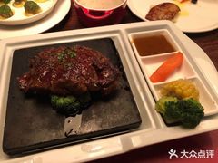 -食间牛排(湖西路店)