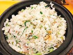 -侬佳蒸菜馆(听潮店)