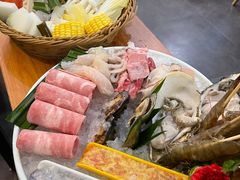 -樾餐厅泰式海鲜火锅(民歌湖店)