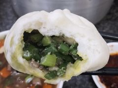 牛肉韭苔包子-胡家包子·清真(大众巷店)