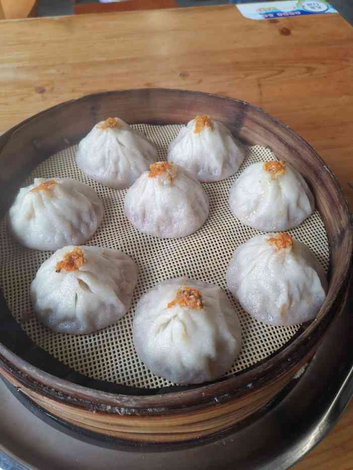 忆秦园小笼包(惠山古镇总店)-"来到惠山古镇,听当地人的话,就来吃忆秦