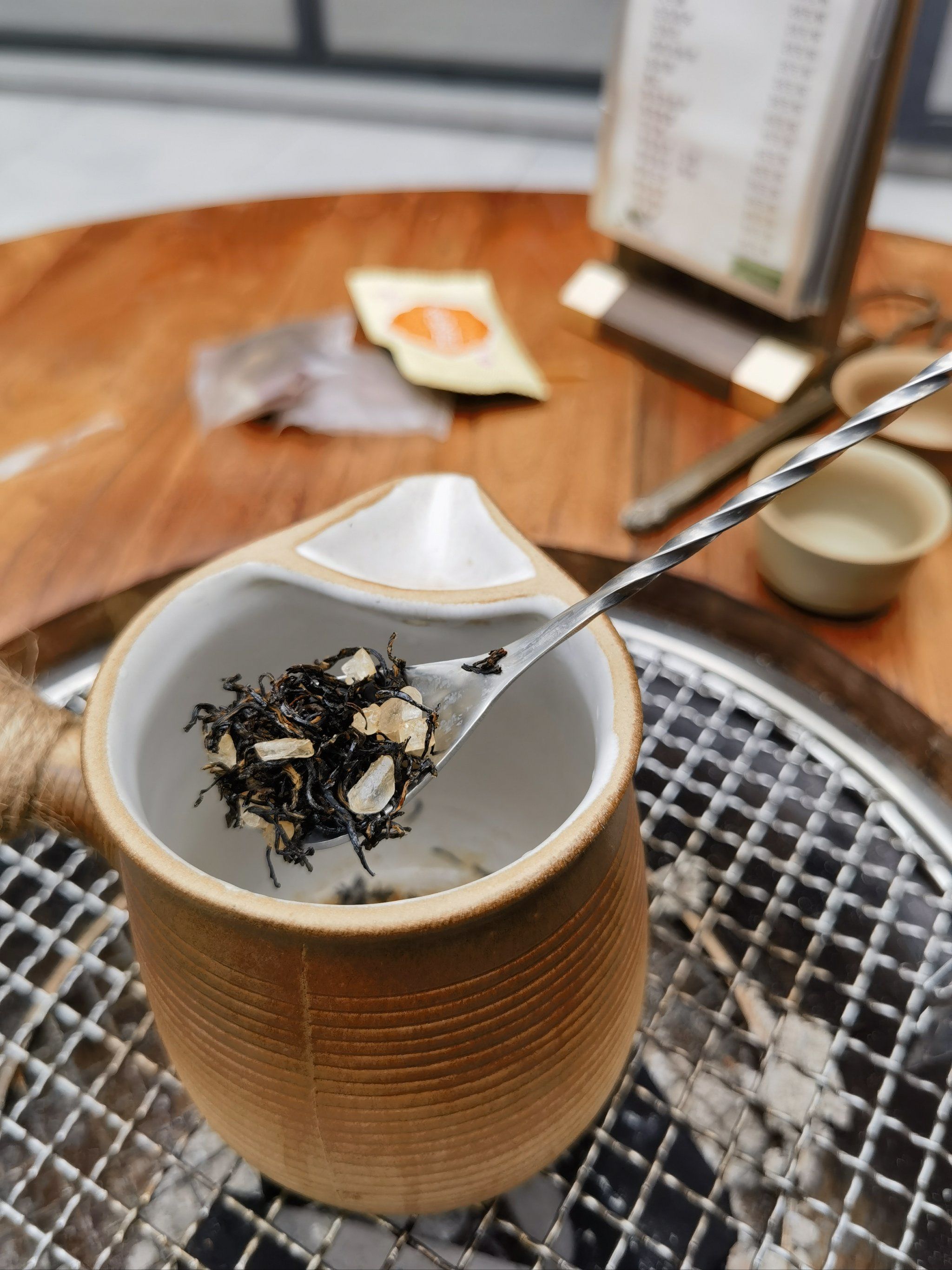 手搓炒茶三步走