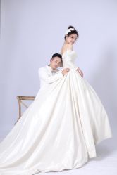 -太郎花子婚纱摄影艺术中心
