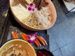 -哥老官重庆美蛙鱼头(宝山龙湖店)