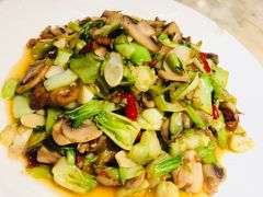 -梁家大院•农家菜(昆山会展中心店)