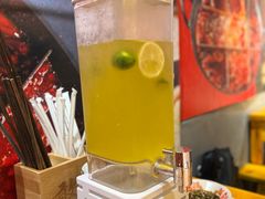 -憨孃孃·重庆老火锅(红山黑金店)