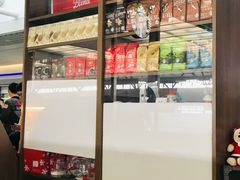 -星巴克(上海虹桥站2A检票口)