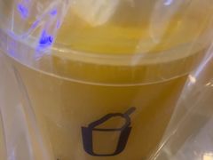 -须尽欢·冰淇淋&中国茶(翔殷路店)