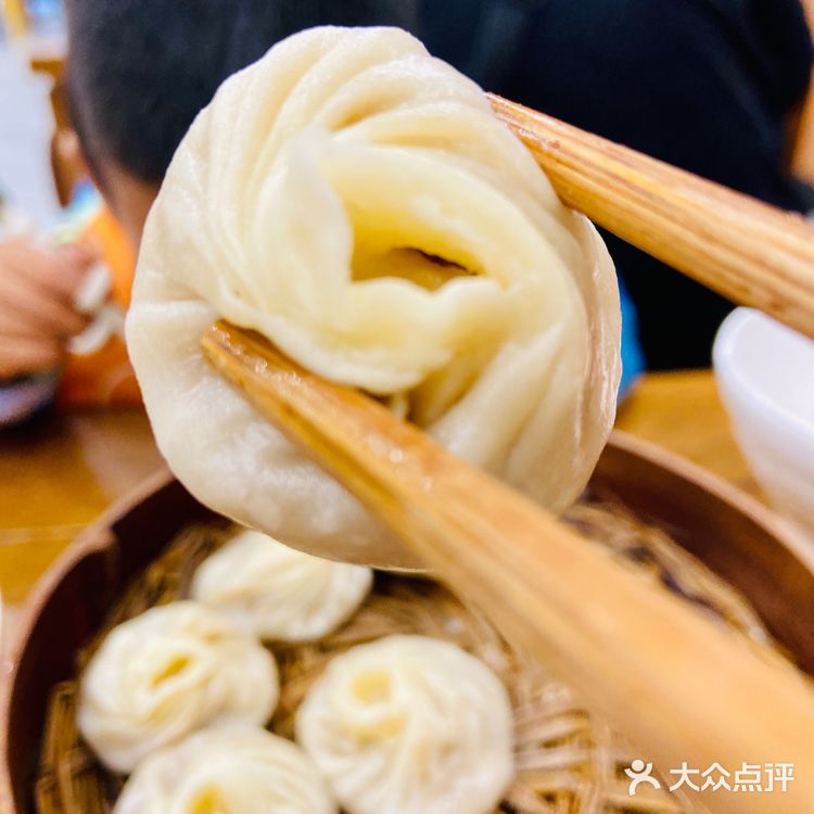 下合群无锡灌汤包|贵阳人都知道