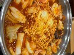 -贵宾庄炸酱面·韩式料理(高区店)