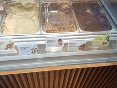 -VENCHI 闻绮(上海佛罗伦萨小镇店)