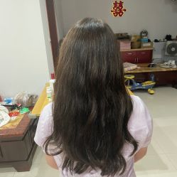 -罗亚帝造型·烫发染发