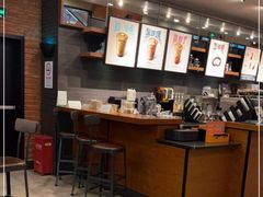 -星巴克(上海虹桥新天地二店)