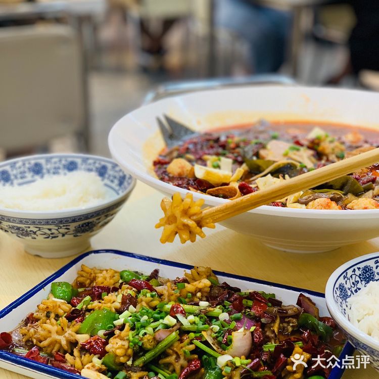 魔都探店 | 快来体验浪漫的大排档~