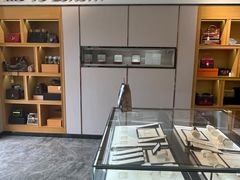 -沐渔二手奢侈品黄金手表包包回收·中古店(广州塔店)