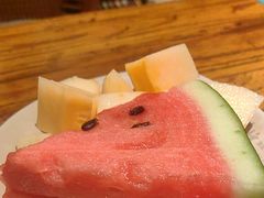 -老牌坊云南鱼豆花火锅(爱建店)