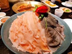 -周师兄大刀腰片火锅(洪崖洞旗舰店)