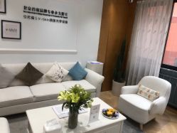 -HEYAN荷妍专业脱毛连锁机构