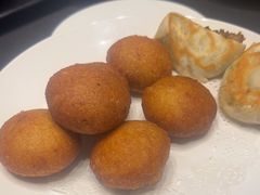 -艳阳天民俗村(公园路店)