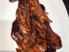 老头儿卤鸭（半只）-老头儿油爆虾·1987杭州烟火味(湖滨银泰in77D区店)