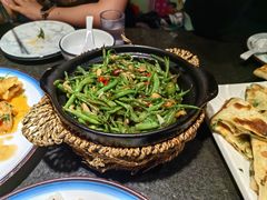 -靠山屯东北农家菜(八龙桥雅苑店)