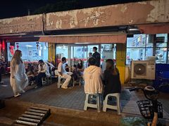 -胡子饮食店