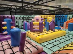 -Tenker Club弹刻极限主题公园 · 蹦床 · 团建 · 生日派对(大关店)