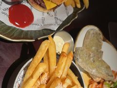 -22ºN BISTRO西餐&酒馆(石奥商业街店)