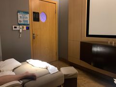 -金色印象·4K影院式足体养生(南坪桃源店)