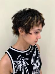 -VIM Hair Salon