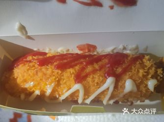 炸鲜脆，今日打卡小吃街