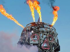 -北戴河碧螺塔海上酒吧公园