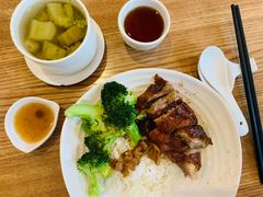 -裕记烧腊连锁餐饮(国商分店)