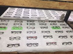 -罗伯特眼镜·蔡司官方授权(罗湖国贸店)