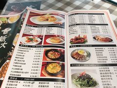 -新大咀港式茶餐厅(宝山万达店)